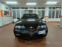 Usata Alfa Romeo GTV 166 CV (122 kW) 2004 Gray Coupé
