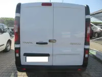 Usata Renault Trafic 110 CV (80 kW) 2022 Bianco Monovolume