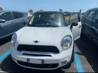 Usata Mini Countryman 143 CV (105 kW) 2012 Bianco SUV