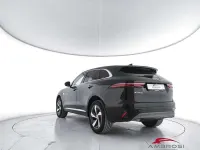 Usata Jaguar F-Pace R-Dynamic 204 CV (150 kW) 2022 Nero SUV