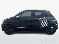 Usata Renault Twingo Urban Night 30 kW (42 CV) 2022 Nero Utilitaria