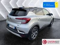 Usata Renault Captur Techno 143 CV (105 kW) 2023 Grigio SUV
