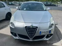 Usata Alfa Romeo Giulietta 170 CV (125 kW) 2012 Grigio Utilitaria
