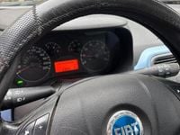 Usata Fiat Punto 90 CV (66 kW) 2006 Blu Utilitaria