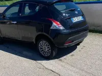 Usata Lancia Ypsilon Silver 80 CV (58 kW) 2014 Nero Utilitaria