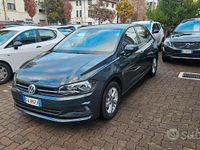 Usata VW Polo Comfortline 65 CV (47 kW) 2019 Grigio Utilitaria