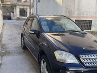Usata Mercedes ML320 224 CV (164 kW) 2007 Blu/azzurro SUV