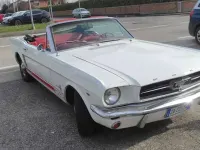 Usata Ford Mustang 200 CV (147 kW) 1965 Bianco Cabrio
