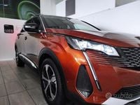 Usata Peugeot 5008 S 131 CV (96 kW) 2023 Marrone SUV
