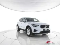 Nuova Volvo XC40 Core 163 CV (119 kW) 2026 Cloud blue SUV