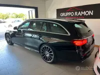 Usata Mercedes E220 Premium 194 CV (142 kW) 2018 Nero Station wagon