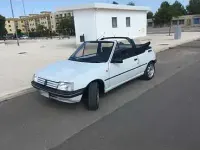 Usata Peugeot 205 54 CV (39 kW) 1989 Cabrio