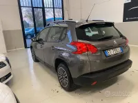 Usata Peugeot 2008 Active 92 CV (67 kW) 2014 Marrone SUV