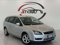 Usata Ford Focus Style 90 CV (66 kW) 2007 Argento Station wagon