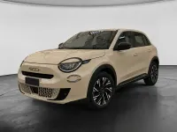 Usata Fiat 600 Pop 145 CV (106 kW) 2025 Beige SUV