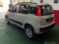 Usata Fiat Panda Lounge 85 CV (62 kW) 2013 Beige Utilitaria