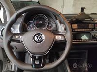 Usata VW up! move up! 68 CV (50 kW) 2021 Grigio Utilitaria