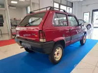 Usata Fiat Panda 4x4 Trekking 50 CV (36 kW) 1993 Rosso Utilitaria