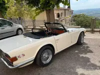 Usata Triumph 2500 1970 Bianco Cabrio