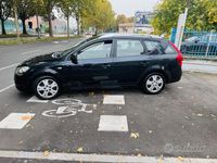 Usata Kia Ceed Sportswagon EX 90 CV (66 kW) 2011 Nero Station wagon