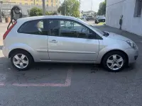 Usata Ford Fiesta Ghia 68 CV (50 kW) 2008 Grigio Utilitaria