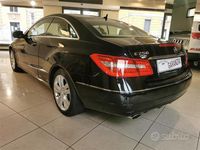 Usata Mercedes E250 203 CV (149 kW) 2010 Nero Coupé
