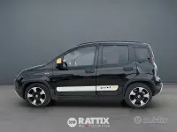 Usata Fiat Panda Cross Cross 69 CV (50 kW) 2025 Nero cinema pastello Utilitaria