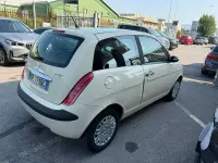Usata Lancia Ypsilon 69 CV (50 kW) 2006 Beige Utilitaria
