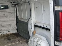 Begagnad Renault Trafic 116 HK (85 kW) 2011 Vit Minibuss