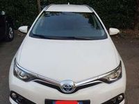 usata Toyota Auris Hybrid 