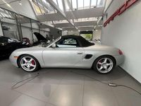 Usata Porsche 986 Boxster 204 CV (150 kW) 1998 Argento Cabrio