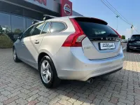 Usata Volvo V60 Business Edition 120 CV (88 kW) 2018 Grigio Station wagon