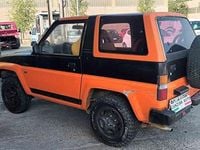 Usata Daihatsu Feroza 95 CV (69 kW) 1990 Arancione SUV