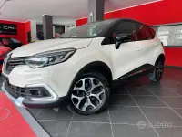 Usado Renault Captur Intens 110 CV (80 kW) 2018 Beige SUV