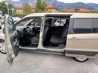 Usata Ford Tourneo Connect 116 CV (85 kW) 2015 Grigio Monovolume