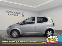 Usata Toyota Yaris Sol 75 CV (55 kW) 2004 Grigio Berlina