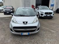Usata Peugeot 107 68 CV (50 kW) 2009 Argento Utilitaria