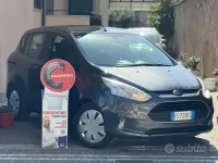 Usata Ford B-MAX Titanium 75 CV (55 kW) 2016 Grigio Monovolume