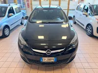 Usata Opel Astra Cosmo 110 CV (80 kW) 2014 Nero Station wagon