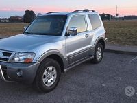 Usata Mitsubishi Pajero 160 CV (117 kW) 2004 Grigio SUV