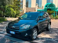 Usata Toyota RAV4 Luxury 136 CV (100 kW) 2007 Nero SUV
