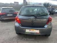 Nuova Toyota Yaris Sol 101 CV (74 kW) 2026 Gray Utilitaria