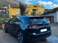 Begagnad Kia Ceed 136 HK (100 kW) 2020 Svart Halvkombi