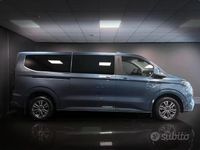 Usata Ford Tourneo Titanium 136 CV (100 kW) 2024 Blu Monovolume