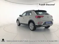 Begagnad VW T-Roc Style 116 HK (85 kW) 2023 Grå SUV