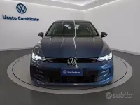 Usata VW Golf VIII Life 116 CV (85 kW) 2024 Anemone blu metalizzato Berlina