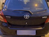 Usata Toyota Yaris 69 CV (50 kW) 2008 Nero Utilitaria