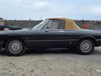 Begagnad Alfa Romeo Spider Veloce 128 HK (94 kW) 1983 Svart Cab