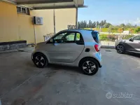 Usata Smart ForTwo Electric Drive Passion 41 kW (56 CV) 2021 Grigio Berlina