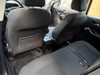 Usata Chevrolet Orlando 141 CV (103 kW) 2012 Gray Monovolume